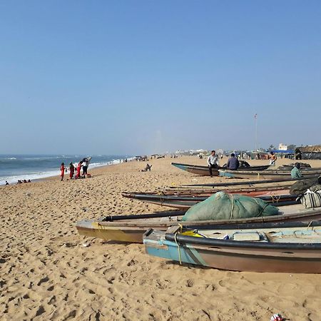 Puri Hotel G R P Puri, A Premier Beachfront Luxury Hotel Sea Beach And Temple Fully Air Conditioned Hotel With Lift-Wifi-Parking And Swimming-Pool, Breakfast Included, Best Hotel In Puri Exterior photo